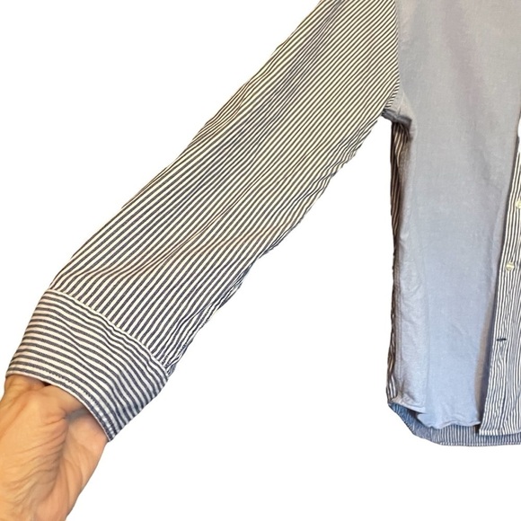 American Eagle Outfitters Mens Classic Fit Button Up Shirt - Size Large - Picture 2 of 9